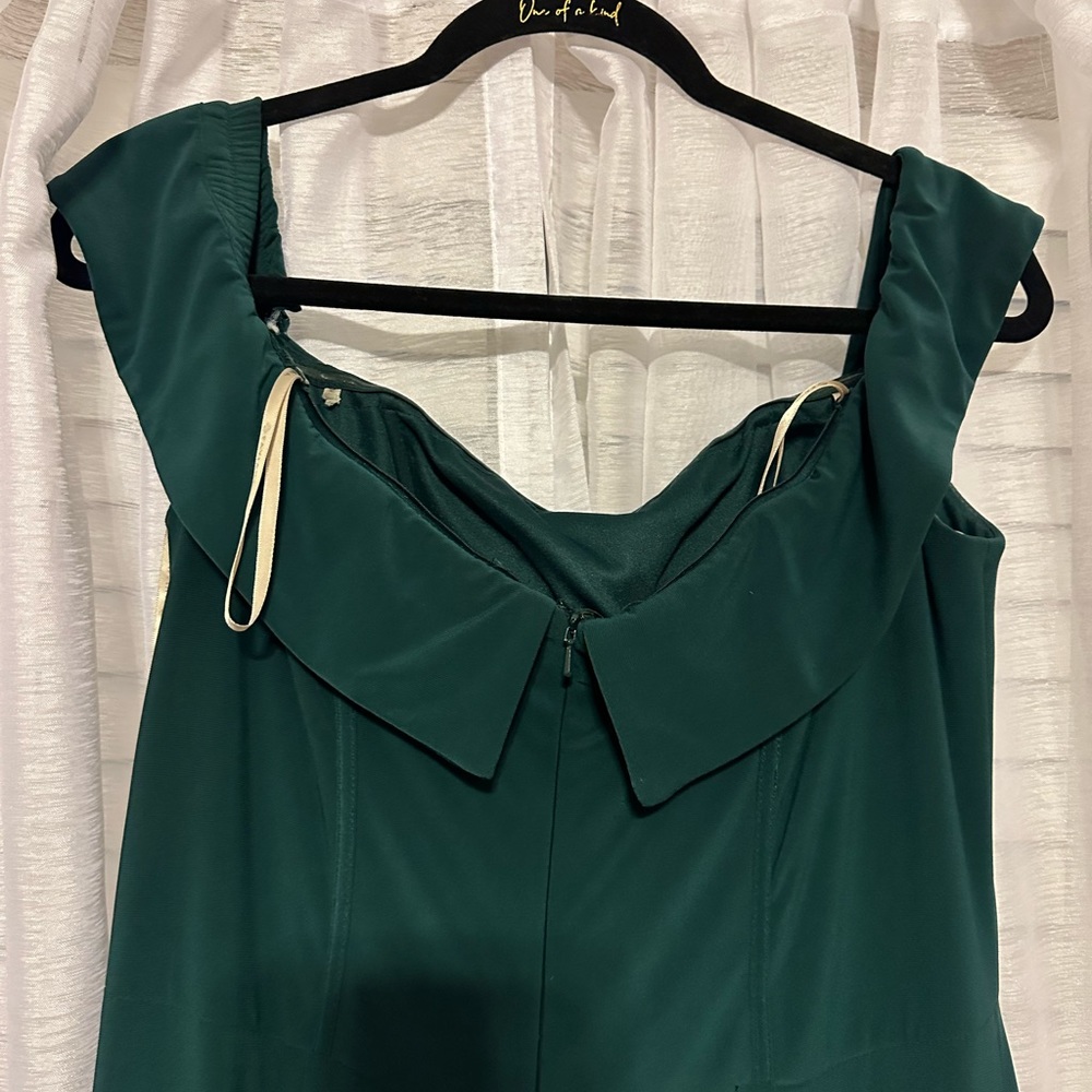 Faviana Dress - Picture 4 of 4